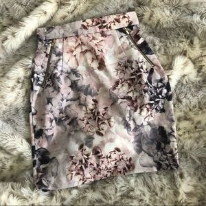 HM high waisted floral pencil skirt